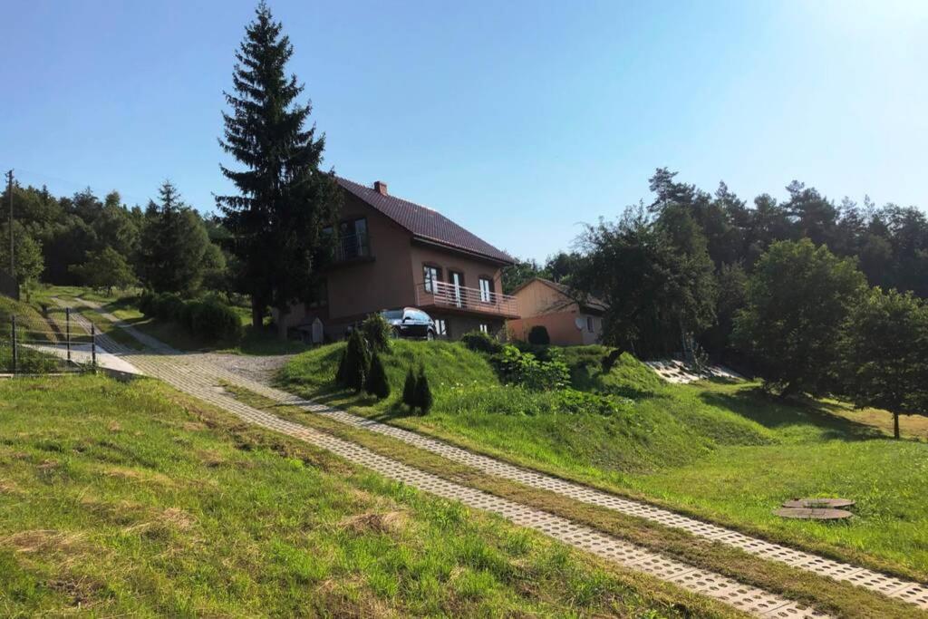 Villa Dom Na Wzgorzu Z Pieknymi Widokami. Miejsce Tropie Exterior foto