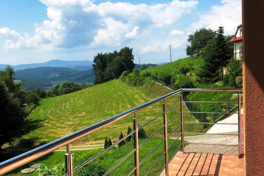 Villa Dom Na Wzgorzu Z Pieknymi Widokami. Miejsce Tropie Exterior foto